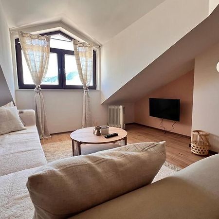 Cozy 1 Bedroom Apartment Next To The Gondola Банско Экстерьер фото
