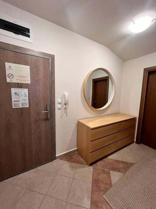 Cozy 1 Bedroom Apartment Next To The Gondola Банско Экстерьер фото